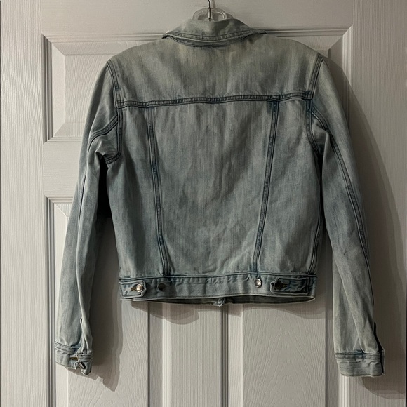 GAP light Blue Jean Jacket - Picture 3 of 3